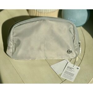 Lululemon Everywhere Belt Bag Silver Metallic Nylon Adjustable Strap 1L